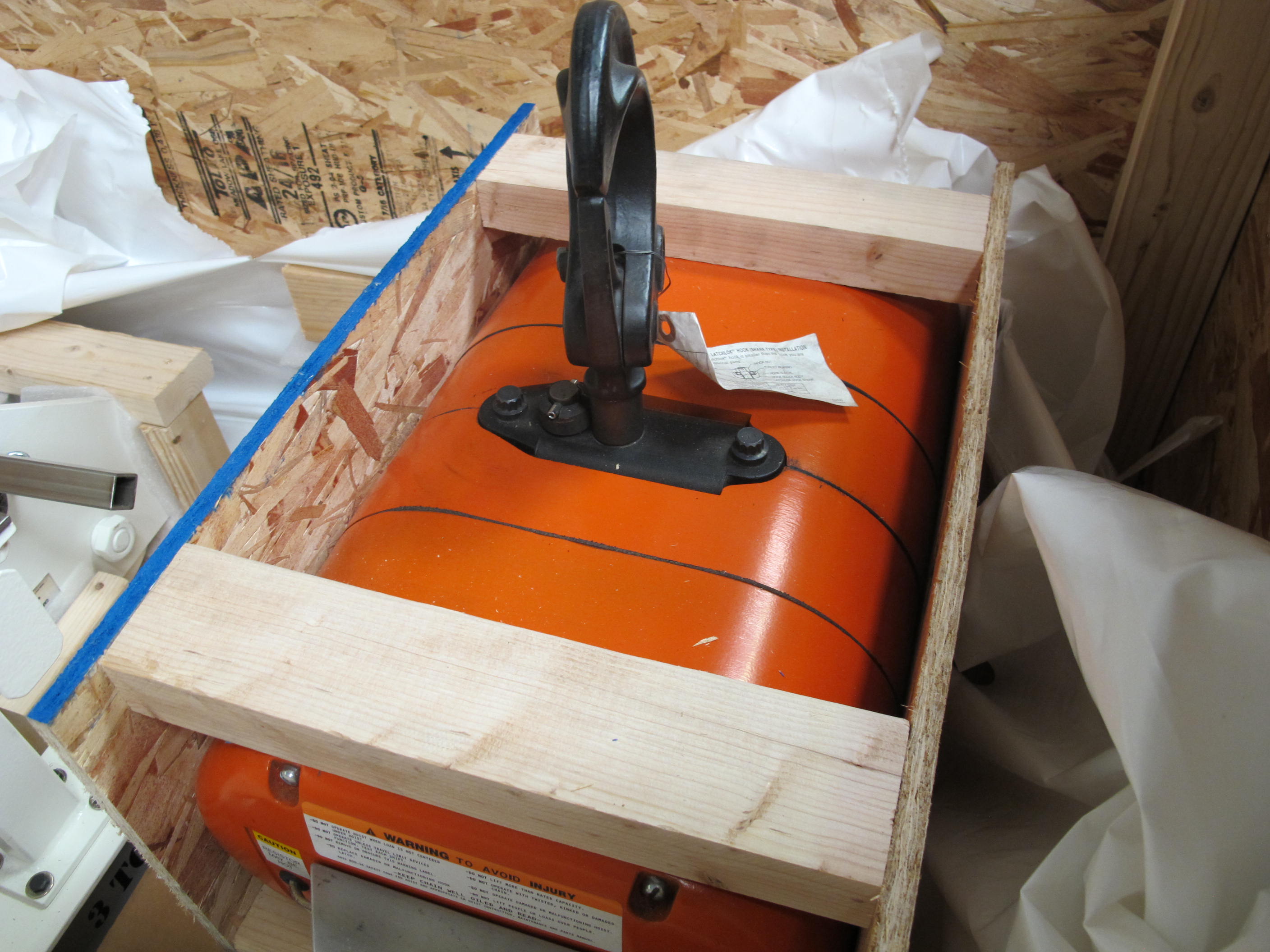 3-TON CHAIN HOIST, VARIABLE FREQUENCY DRIVE, 480 VAC MODEL RRT CODE 9540CF CM LODESTAR (W-44) LOADING & HANDLING FEE $15-